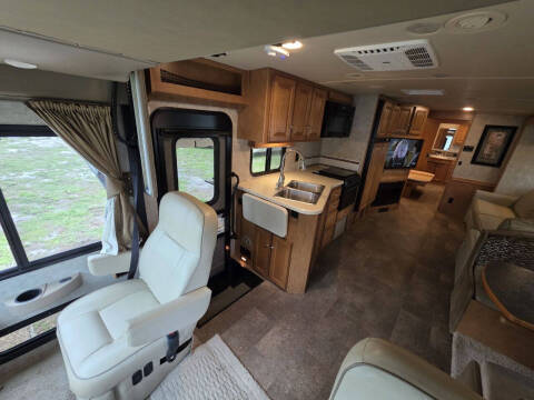 2016 Winnebago SUNSTAR LX