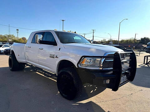 2015 RAM 3500 Laramie