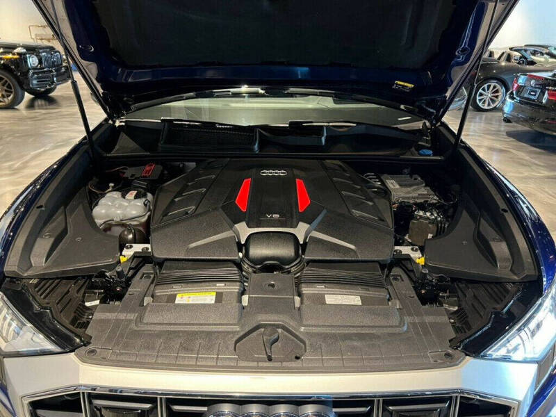 2022 Audi SQ8 4.0T quattro Prestige