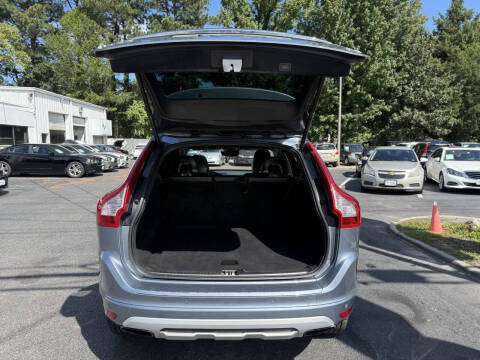 2017 Volvo XC60 T6 Dynamic