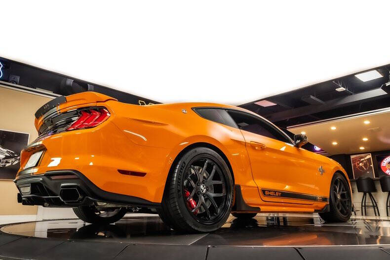 2020 Ford Mustang