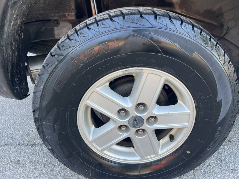 2007 Ford Escape XLS