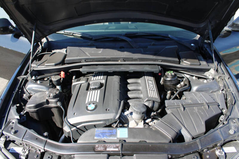 2011 BMW 3 Series 328i