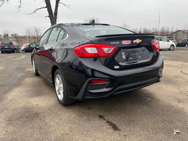 2017 Chevrolet Cruze LT Auto
