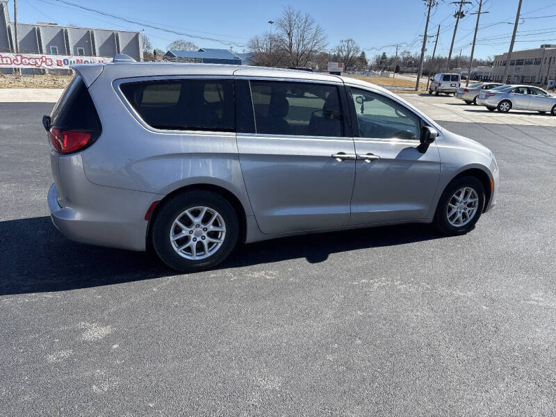 2017 Chrysler Pacifica Touring