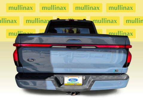 2023 Ford F-150 Lightning Lariat