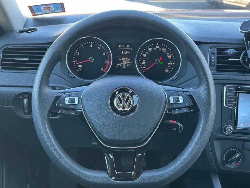 2016 Volkswagen Jetta
