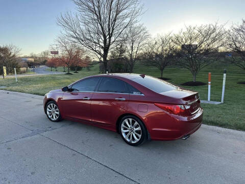 2012 Hyundai Sonata for sale at Q and A Motors in Saint Louis MO