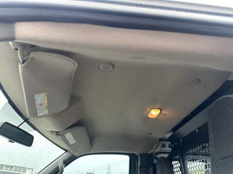 2022 GMC Savana 2500