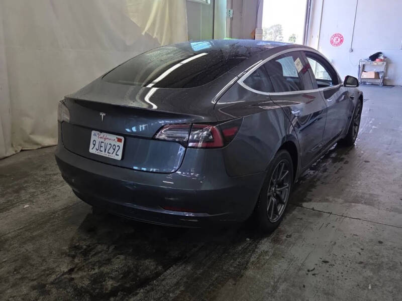 2019 Tesla Model 3 Standard Range Plus