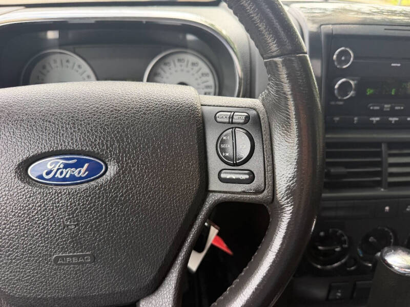 2009 Ford Explorer Sport Trac XLT