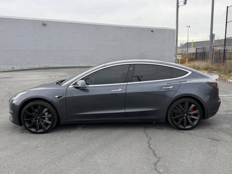 2019 Tesla Model 3 Performance