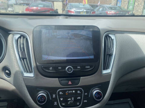 2017 Chevrolet Malibu Hybrid