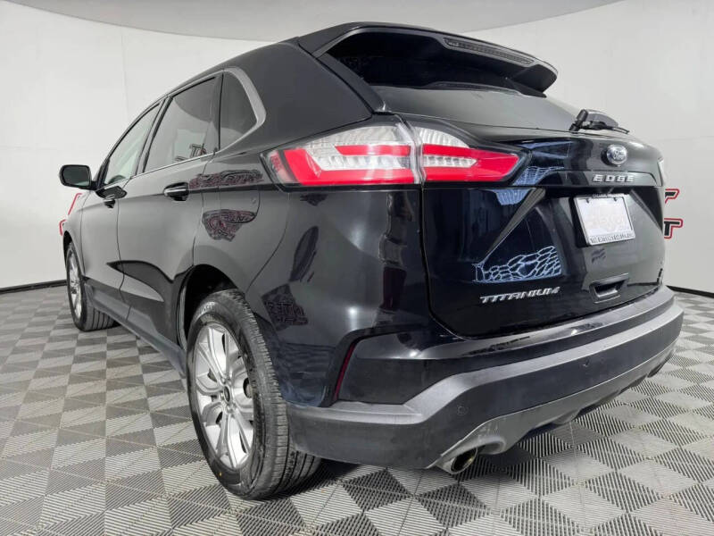 2023 Ford Edge Titanium