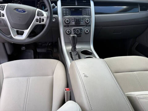 2014 Ford Edge SE