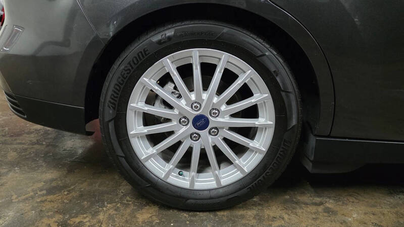 2015 Ford C-MAX Hybrid SE