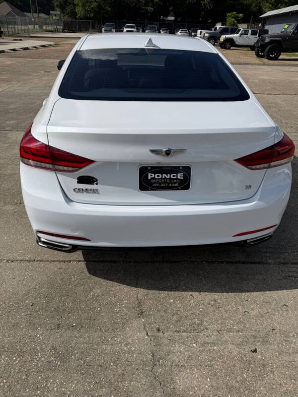 2016 Hyundai Genesis