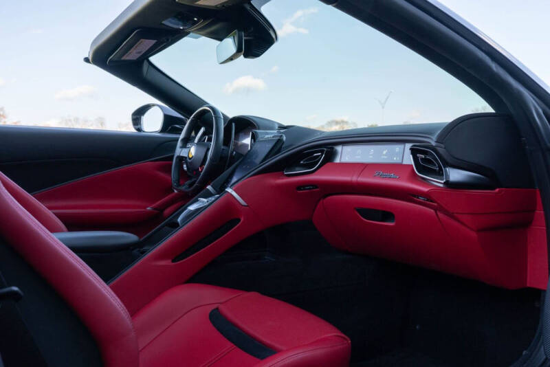 2024 Ferrari Roma Spider