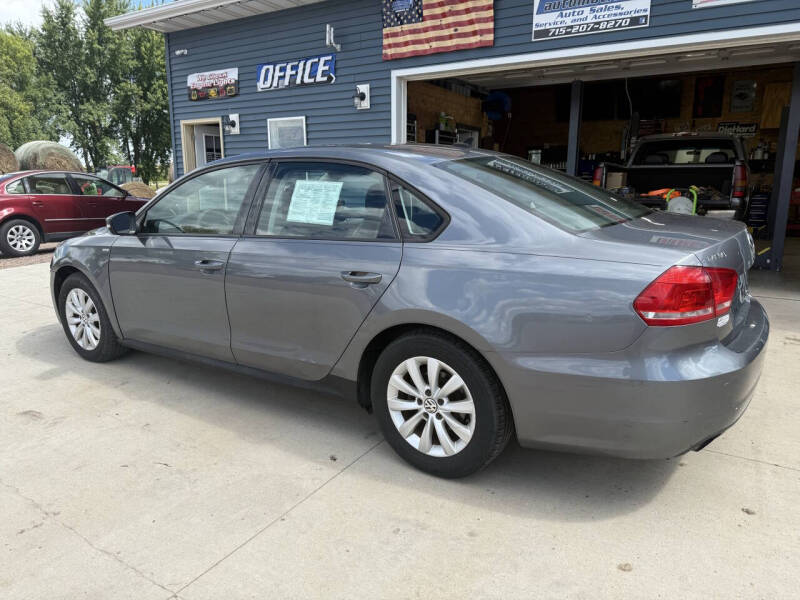 2014 Volkswagen Passat 1.8T Wolfsburg Edition PZEV