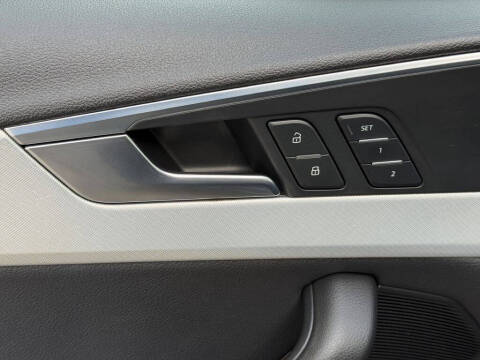 2017 Audi A4 2.0T quattro Premium Plus