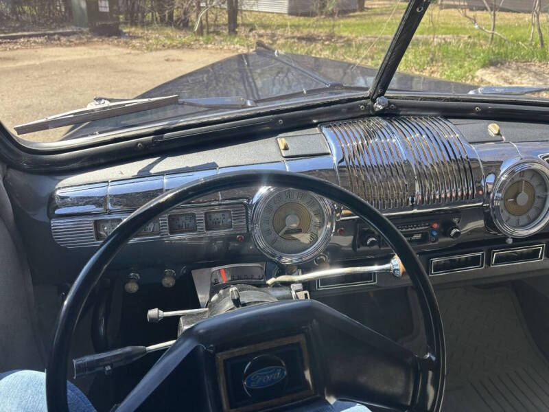 1946 Ford Super Deluxe