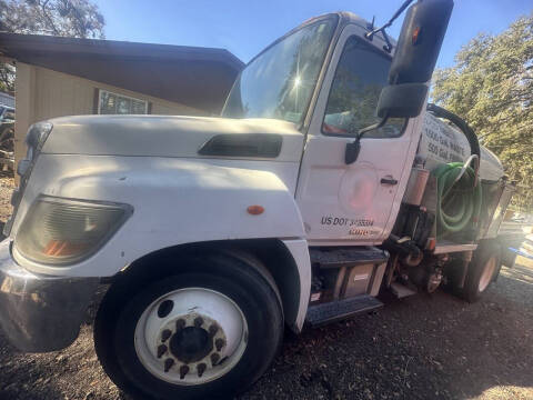 2017 Hino 268A