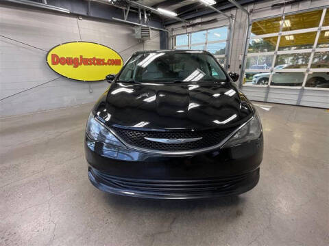 2017 Chrysler Pacifica LX