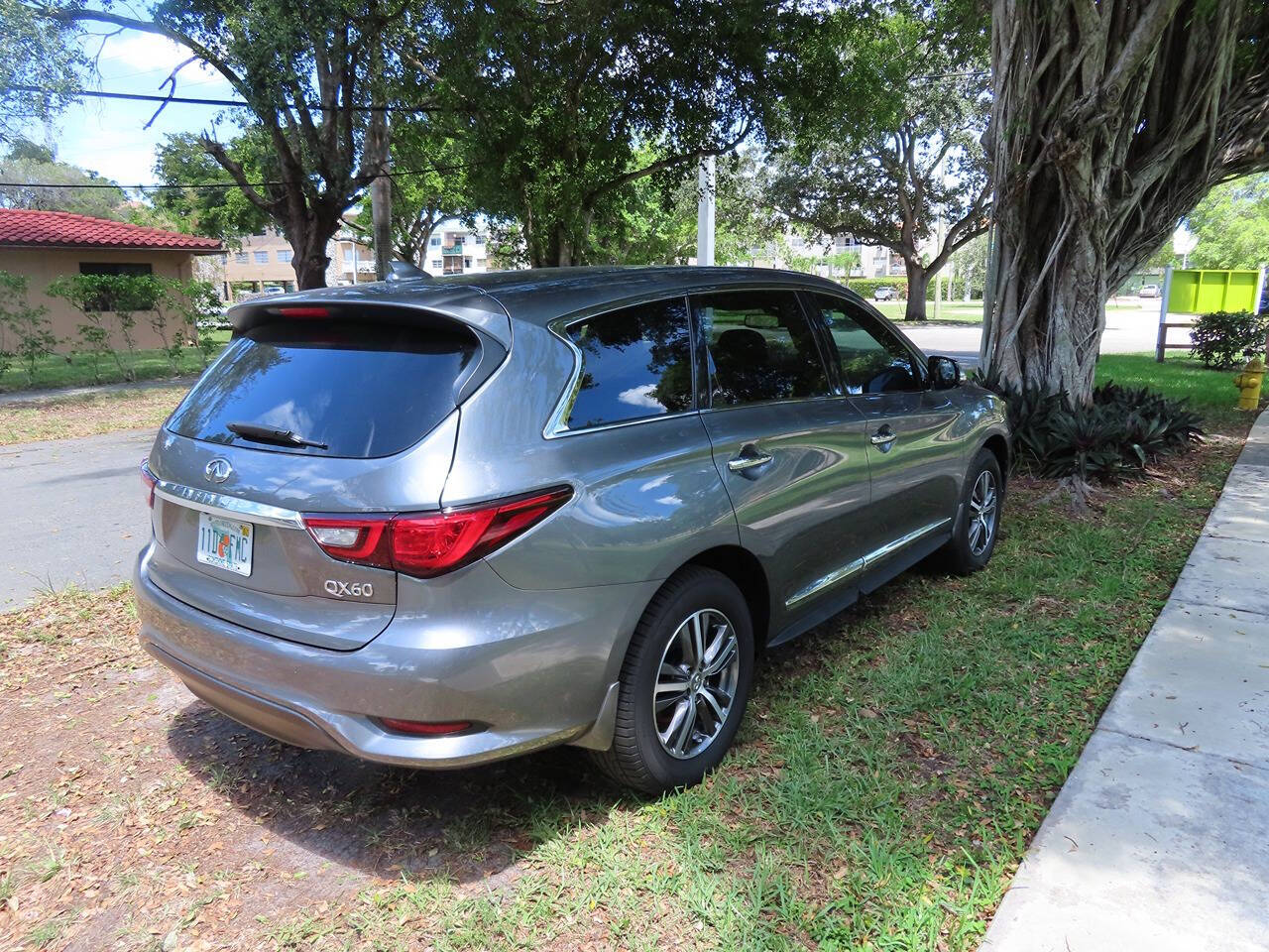 2019 INFINITI QX60 for sale at Supreme Auto Vendors LLC in Davie, FL