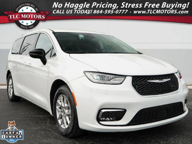 2024 Chrysler Pacifica Touring L
