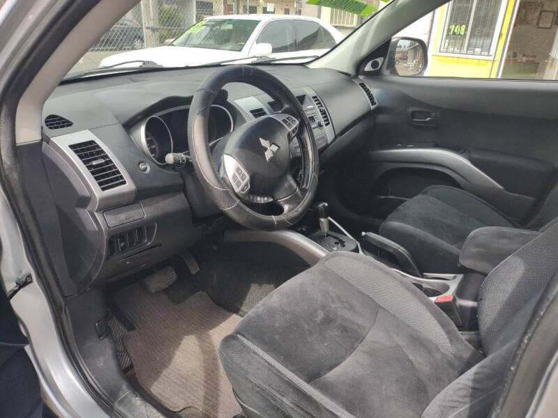 2007 Mitsubishi Outlander LS