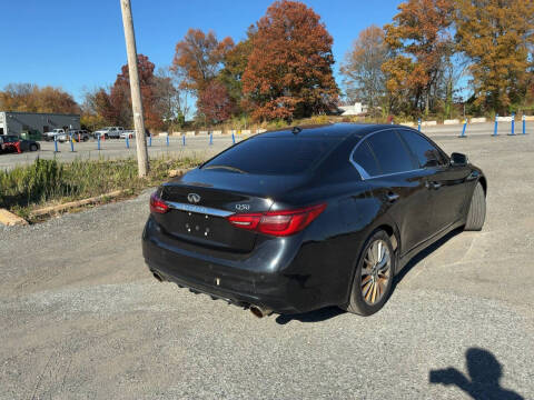 2021 Infiniti Q50 Luxe
