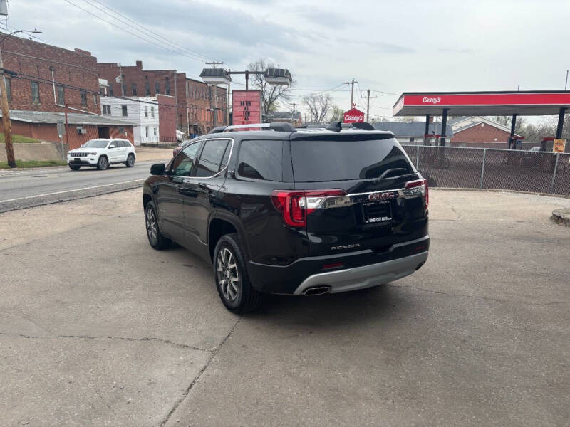 2023 GMC Acadia SLE