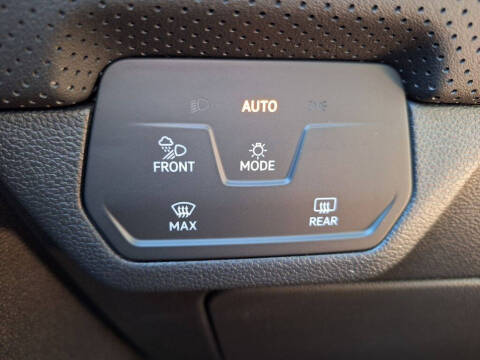 2026 Volkswagen Atlas Cross Sport SEL R-Line Black 4Motion