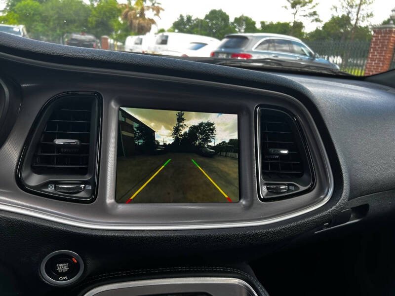 2022 Dodge Challenger R/T Scat Pack