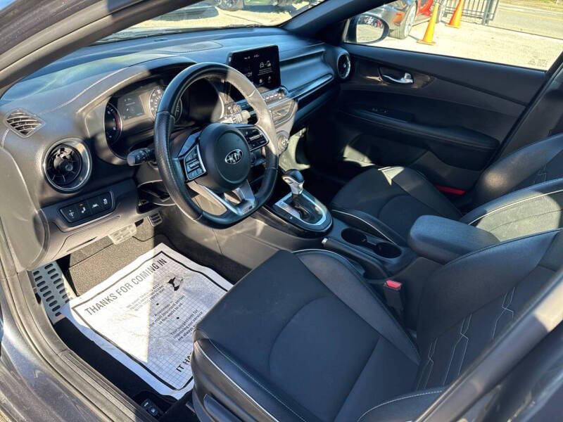 2021 Kia Forte GT Line