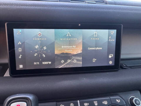 2020 Land Rover Defender 110 SE