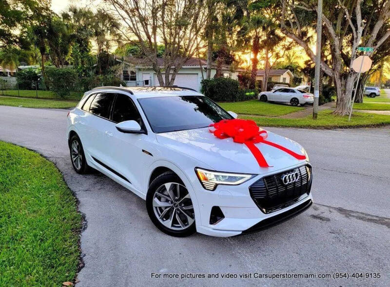 2021 Audi e-tron quattro Premium Plus