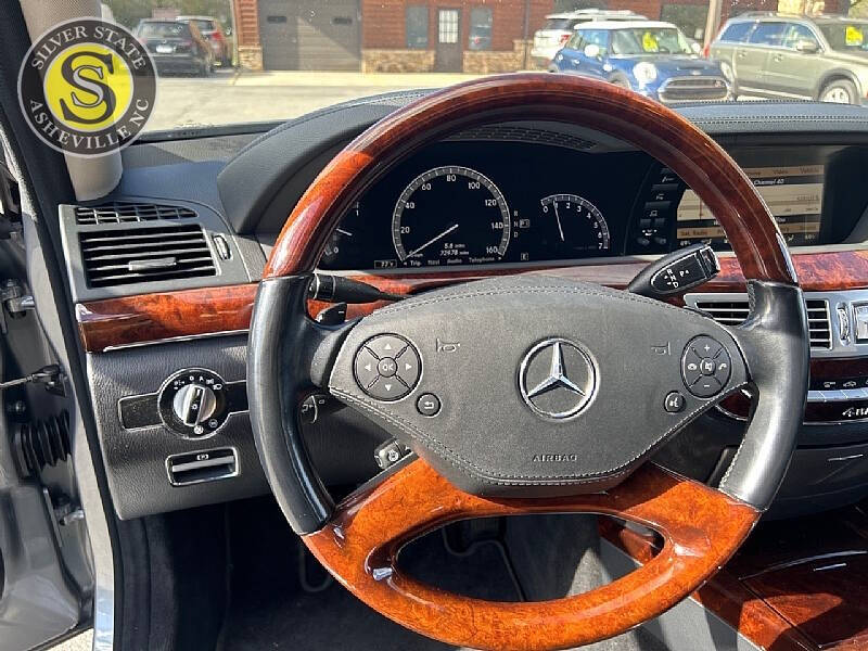 2012 Mercedes-Benz S-Class S 550 4MATIC