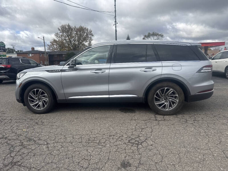 2021 Lincoln Aviator Standard