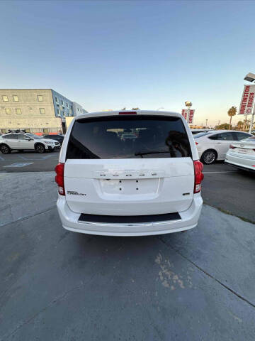 2019 Dodge Grand Caravan SE