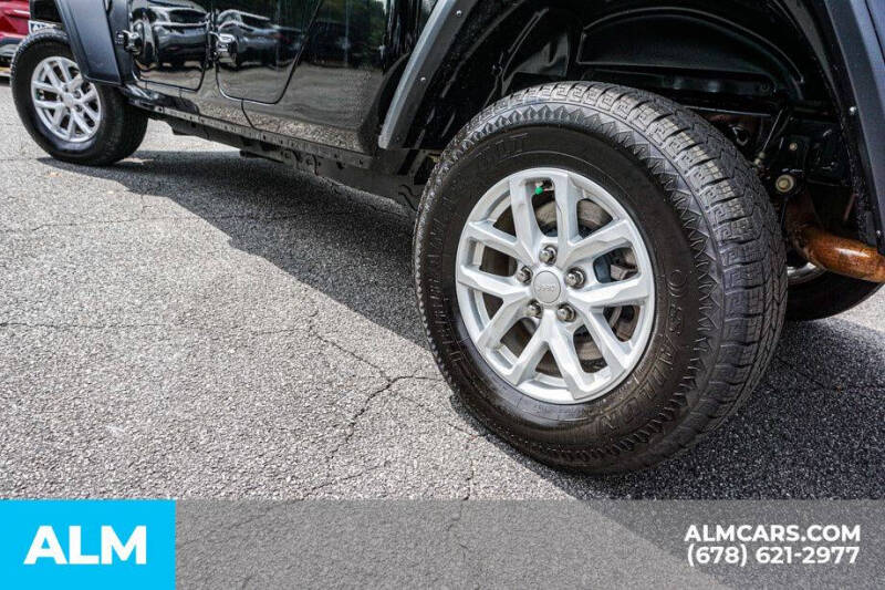 2023 Jeep Gladiator Sport