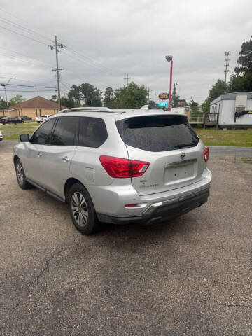 2019 Nissan Pathfinder S