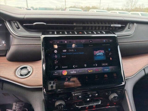 2022 Jeep Grand Cherokee L Summit