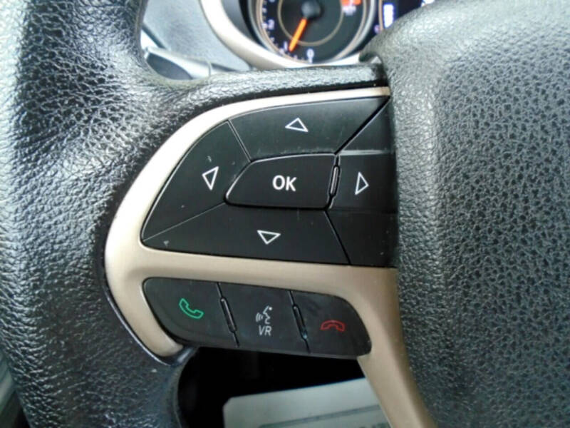 2016 Jeep Cherokee Sport