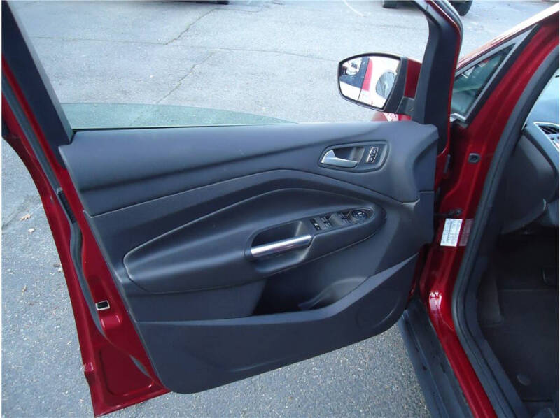 2013 Ford C-MAX Hybrid SE