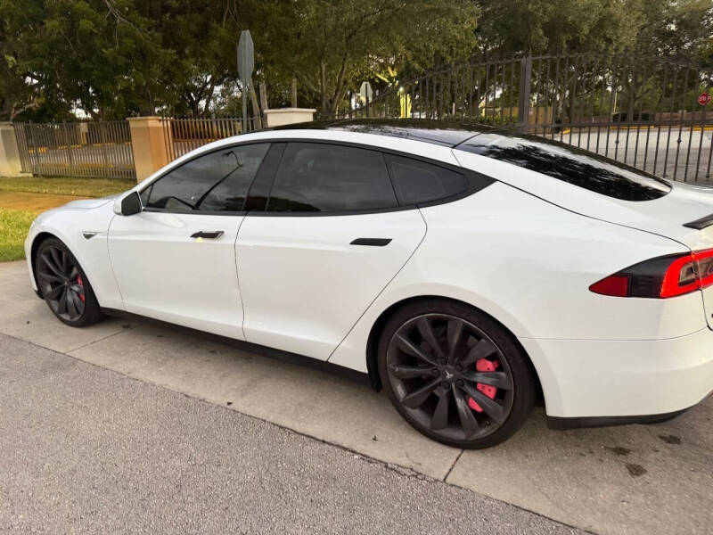 2013 Tesla Model S Performance