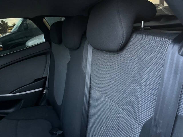 2013 Hyundai Accent GS