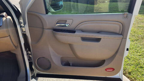 2012 Cadillac Escalade Luxury