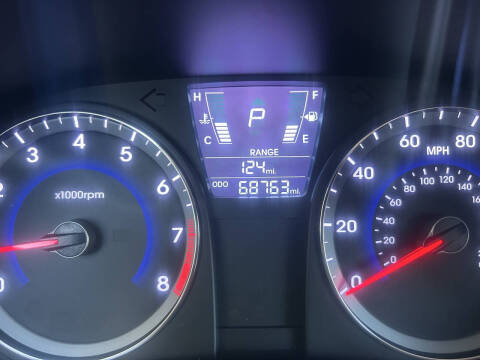 2012 Hyundai Accent SE