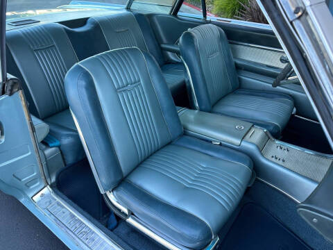 1963 Ford Thunderbird